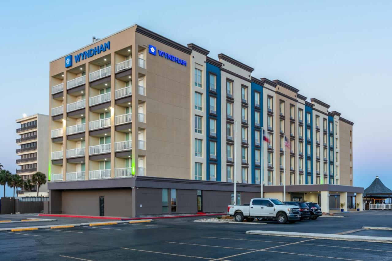 Wyndham North Padre Island 4*