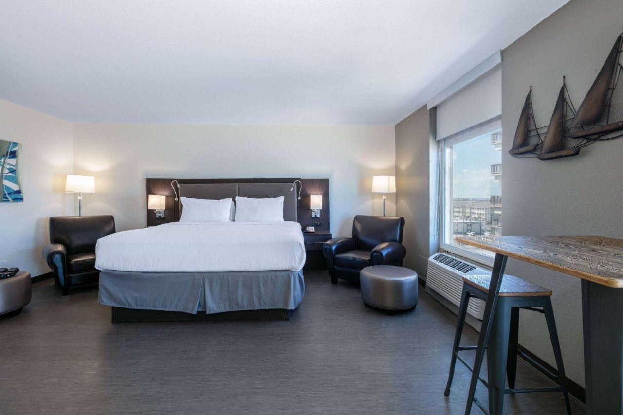 Hotel Wyndham North Padre Island 4*