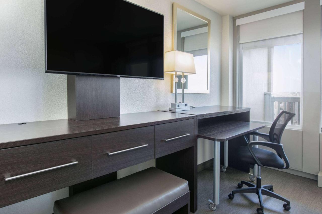 Hotel Wyndham North Padre Island Corpus Christi
